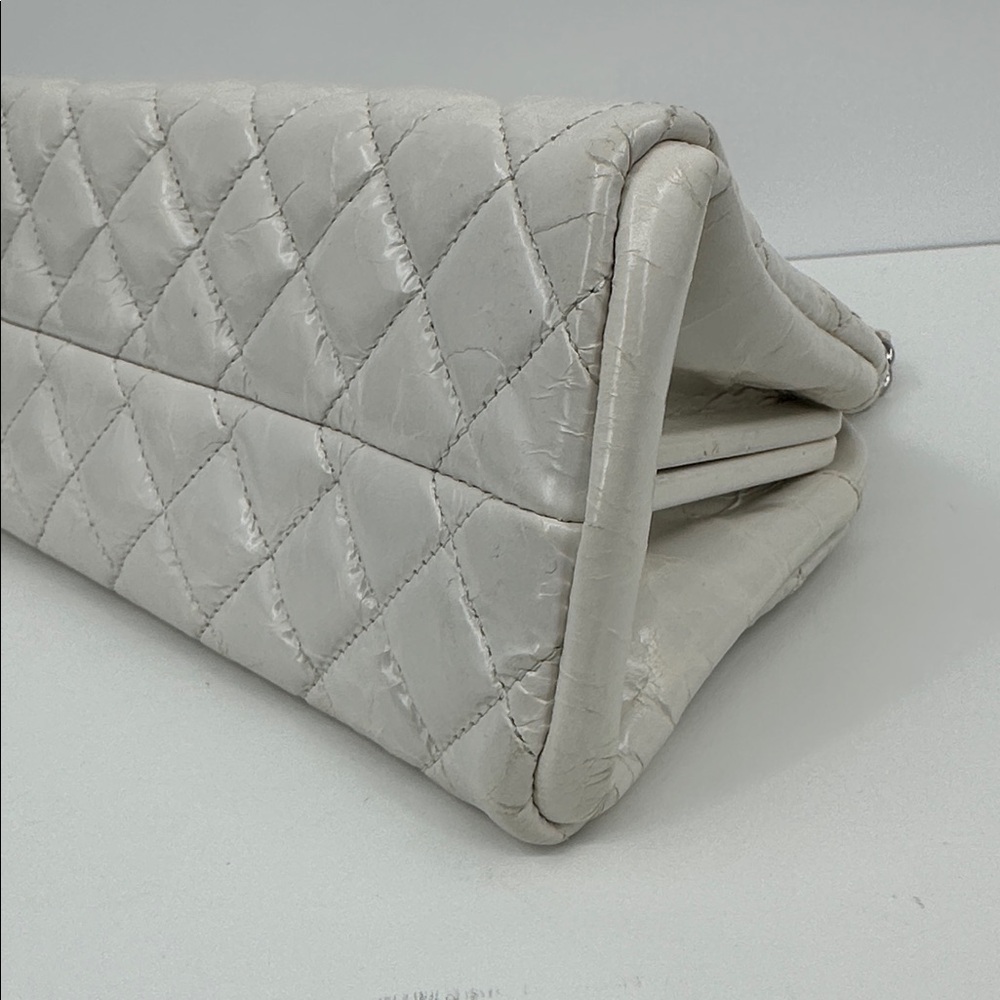 Authenticated CHANEL Mademoiselle Shoulder Chain Bag- White/Silver - Picture 15 of 17